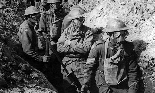 soldados con máscaras (frank hurley)1